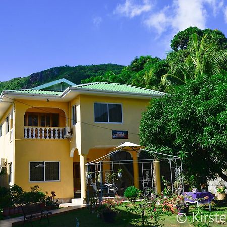 Josies Cottage Beau Vallon  Exteriör bild